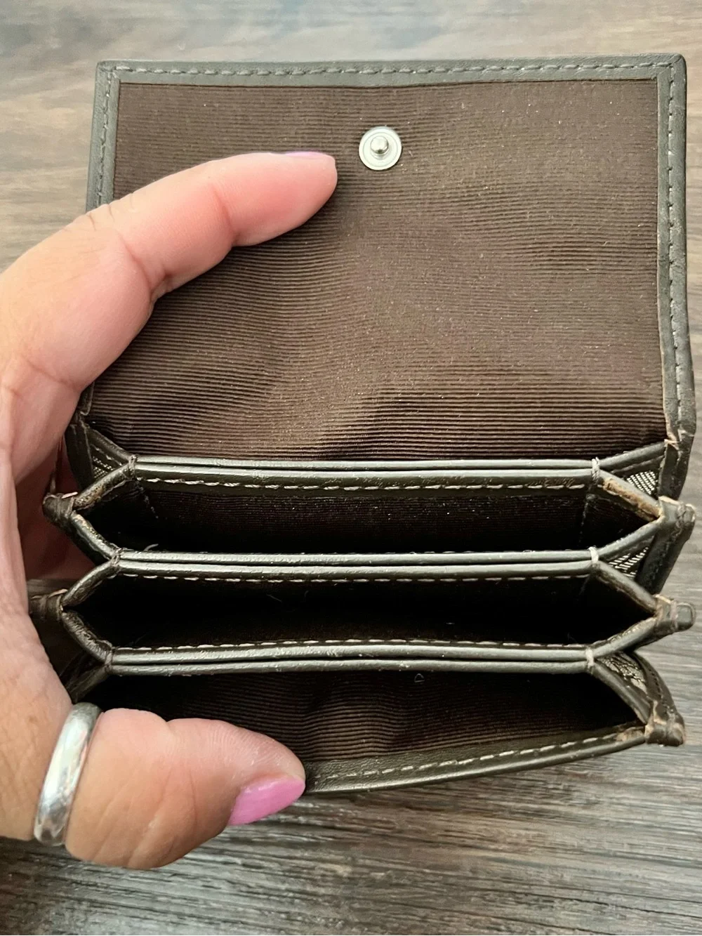 Coach Khaki/Chestnut Signature Canvas Trifold Card Case